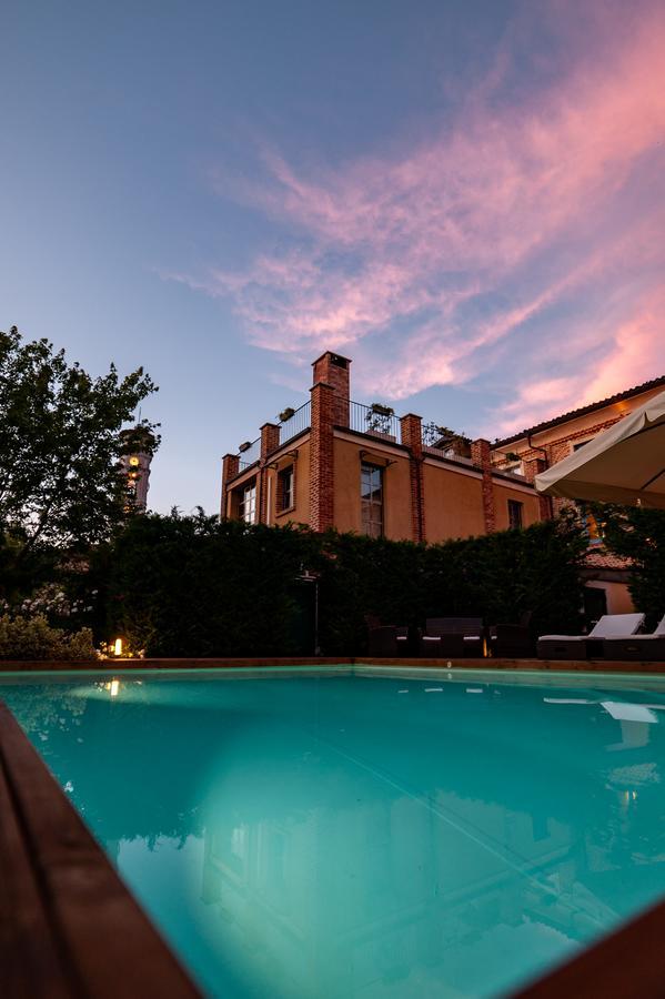 Hotel Il Campanile Cherasco Exterior foto