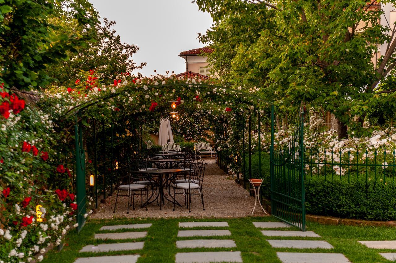 Hotel Il Campanile Cherasco Exterior foto
